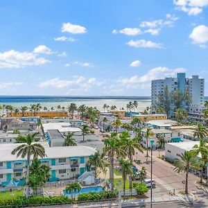 Hollywood Beachside Boutique Suite